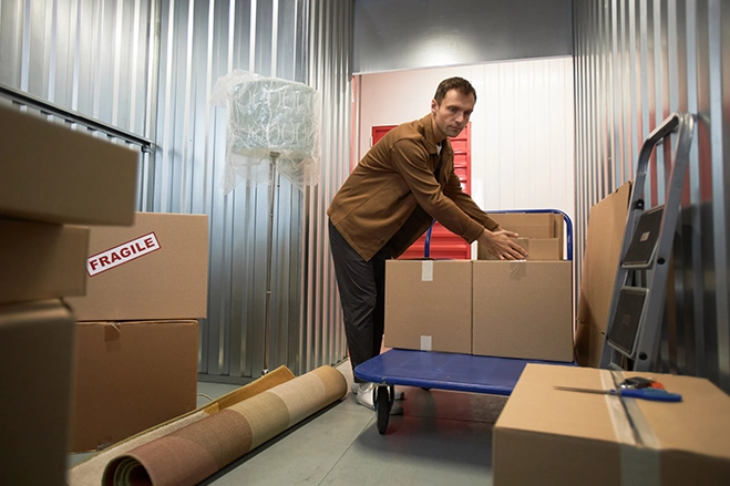 Unloading boxes